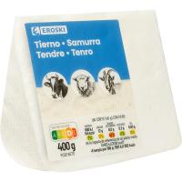 Queso mezcla tierno EROSKI, cuña 400 g