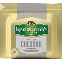 Queso Cheddar Mature barra KERRYGOLD, pieza 200 g Queso Cheddar Mature barra KERRYGOLD, pieza 200 g