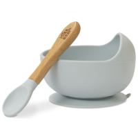 Cuenco de silicona azul con ventosa y cuchara con mango madera de haya INTERBABY
