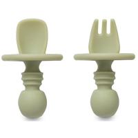 Cubiertos de aprendizaje verde agua antiahogo de silicona INTERBABY, set 2 uds Cubiertos de aprendizaje verde agua antiahogo de silicona INTERBABY, set 2 uds