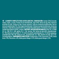 Alimento de salmón para gato esterilizado ONE, saco 2,8 kg