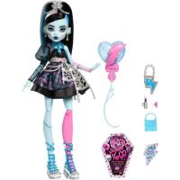 Scary Sweet Birthday Muñeca Frankie Stein, edad rec:+4 años MONSTER HIGH